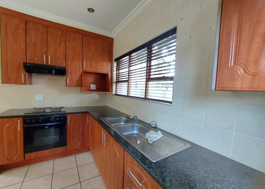 3 Bedroom Property for Sale in Gateway Manor North West